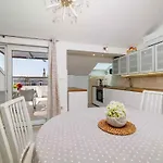 In 14237 Apartman